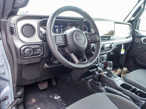 Anvil Clearcoat 2025 Jeep Gladiator Sport S