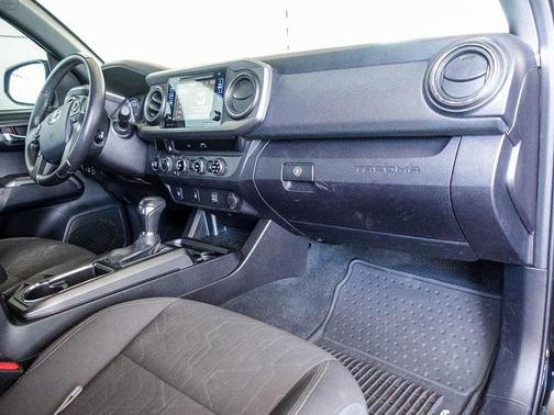 2016 Toyota Tacoma TRD Sport