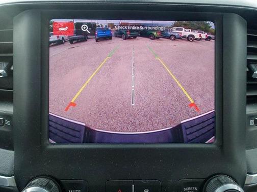 2023 RAM 2500 Big Horn Crew Cab 4x4 8' Box