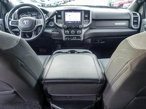 2023 RAM 2500 Big Horn Crew Cab 4x4 8' Box