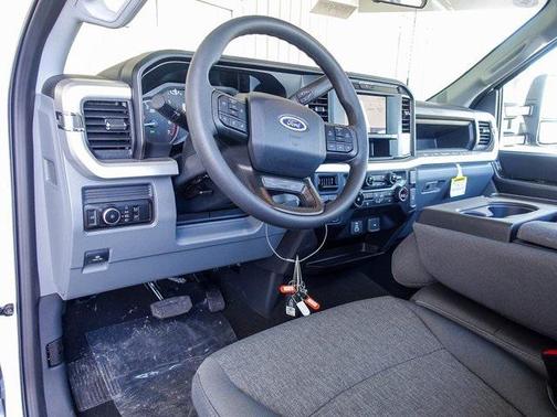 2025 Ford F-250 XL