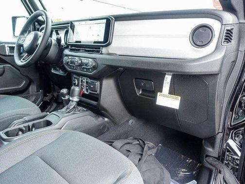 2026 Jeep Gladiator Sport S