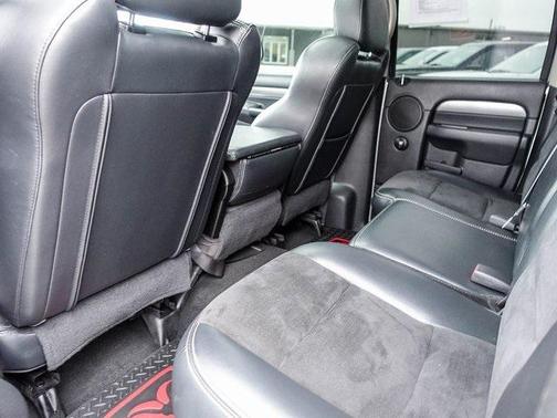 2005 Dodge Ram 1500 SRT-10 Quad Cab