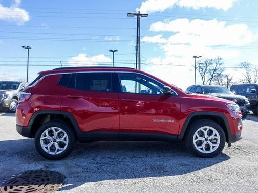 2025 Jeep Compass Latitude