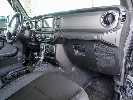 2022 Jeep Gladiator Willys 4x4