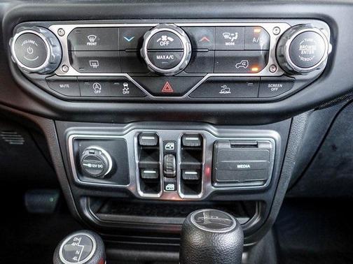 2022 Jeep Gladiator Willys 4x4