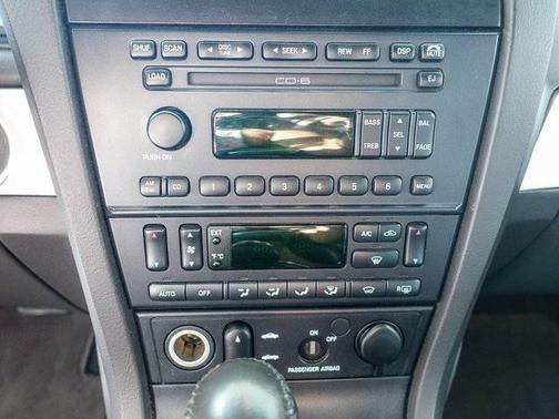 2002 Ford Thunderbird Base