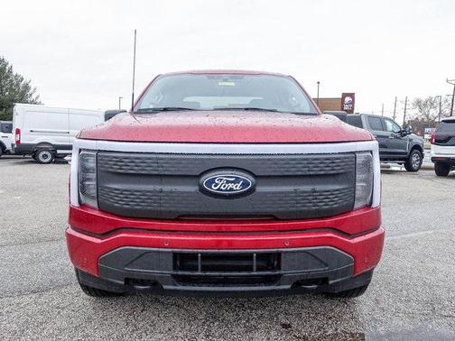 2025 Ford F-150 Lightning Flash