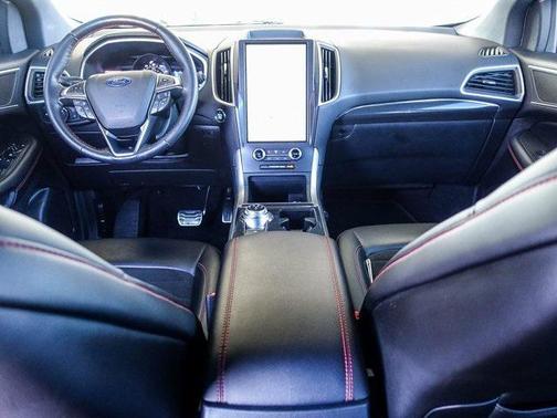 2021 Ford Edge ST Line