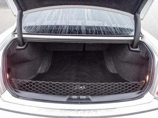 2011 Chrysler 300C Base