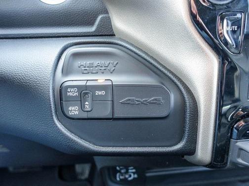 2024 RAM 2500 Laramie Crew Cab 4x4 6'4' Box