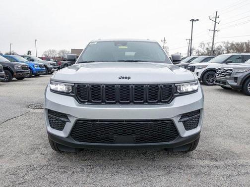 2025 Jeep Grand Cherokee Altitude