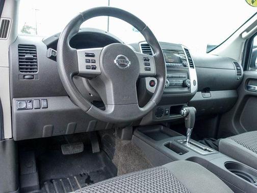 2014 Nissan Frontier SV