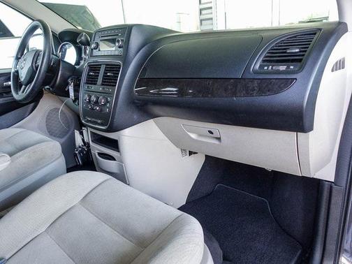2015 Dodge Grand Caravan AVP/SE