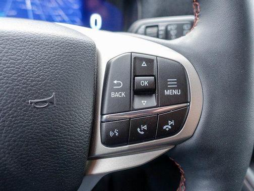 CARBONIZED GRAY METALLIC 2026 Ford Explorer Active