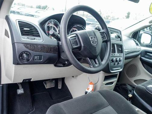 2016 Dodge Grand Caravan AVP/SE