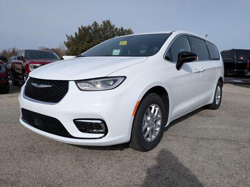 2026 Chrysler Pacifica L