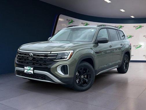 2025 Volkswagen Atlas 2.0T Peak Edition