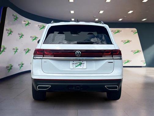 2025 Volkswagen Atlas 2.0T SE