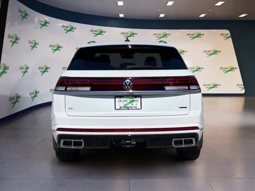 2026 Volkswagen Atlas Cross Sport 2.0T SEL Premium R-Line
