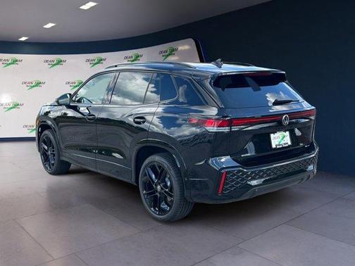 2025 Volkswagen Tiguan 2.0T SE R-Line Black