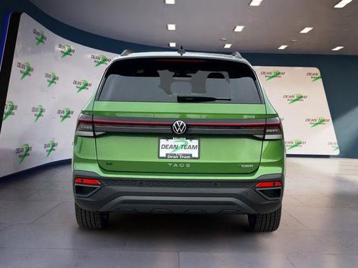 2026 Volkswagen Taos SE