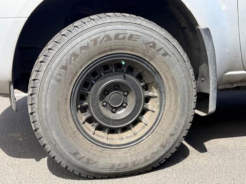 Brilliant Silver Metallic 2019 Nissan Frontier SV