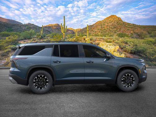 Lakeshore Blue Metallic 2026 Chevrolet Traverse AWD Z71