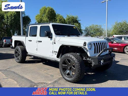 2023 Jeep Gladiator Sport S