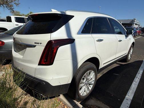 2022 Cadillac XT5 Luxury