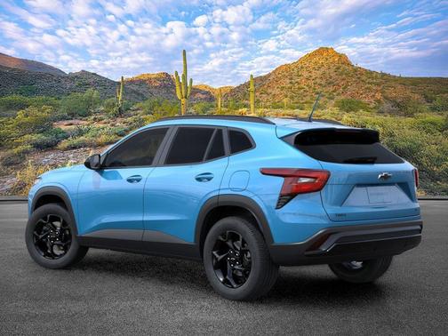 Marina Blue Metallic 2026 Chevrolet Trax LT