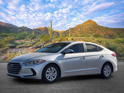 Symphony Silver 2018 Hyundai ELANTRA SE