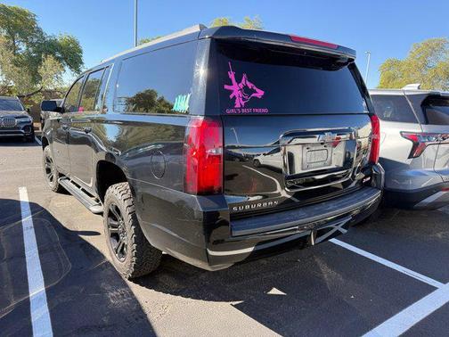 2020 Chevrolet Suburban LT