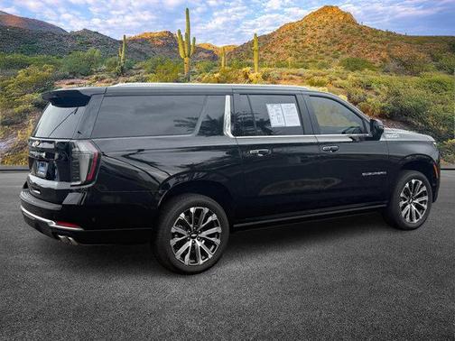 2025 Chevrolet Suburban 4WD High Country