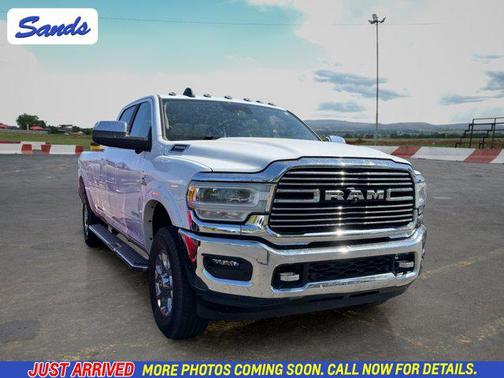 Bright White Clearcoat 2022 RAM 3500 Laramie Crew Cab 4x4 8' Box