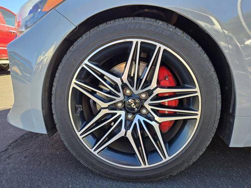 2022 Kia Stinger GT1