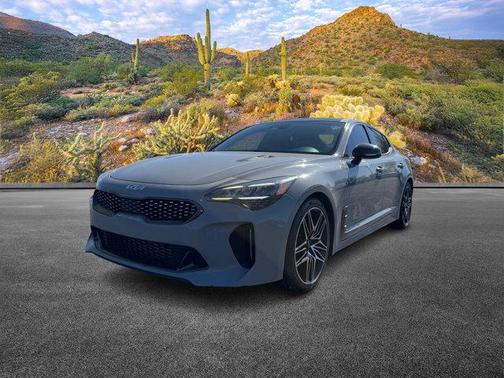 2022 Kia Stinger GT1