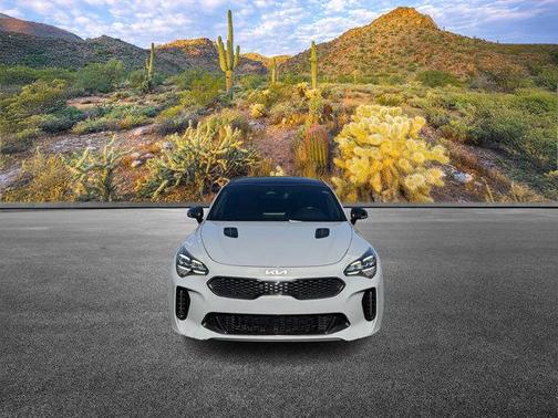 2022 Kia Stinger GT1