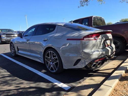 2022 Kia Stinger GT1