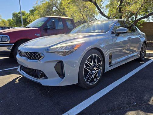 2022 Kia Stinger GT1