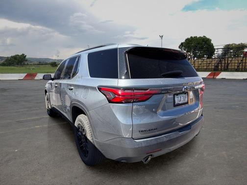 Sterling Gray Metallic 2023 Chevrolet Traverse LS