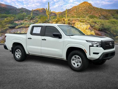 2022 Nissan Frontier S