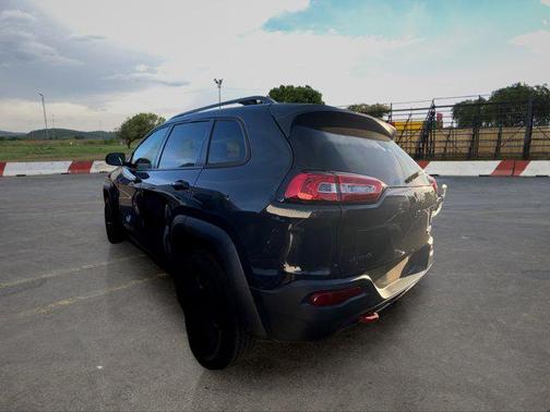 Rhino Clearcoat 2016 Jeep Cherokee Trailhawk