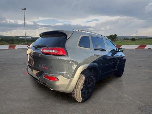 Rhino Clearcoat 2016 Jeep Cherokee Trailhawk