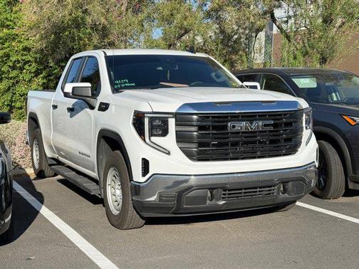 2025 GMC Sierra 1500 Pro