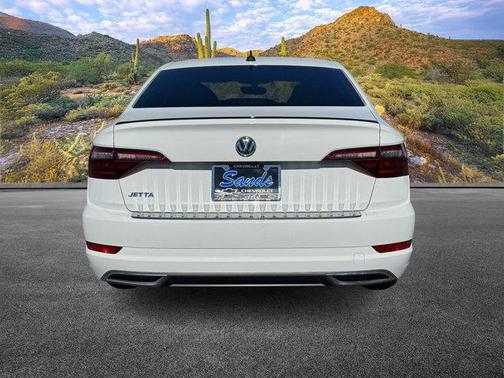 2021 Volkswagen Jetta R-Line