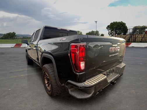 Onyx Black 2021 GMC Sierra 1500 Elevation
