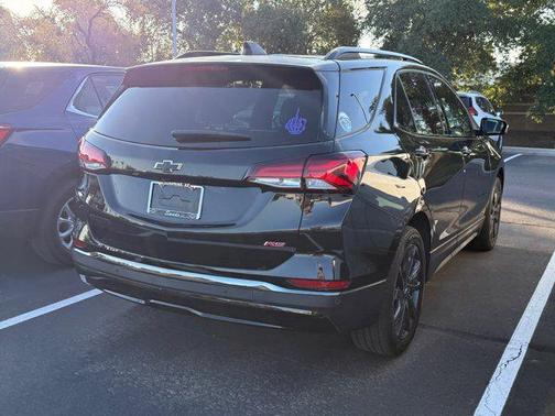 2022 Chevrolet Equinox AWD RS
