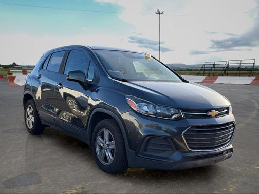 Nightfall Gray Metallic 2020 Chevrolet Trax LS