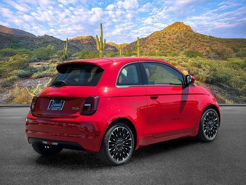 Red by (Red) 2024 FIAT 500e INSPI(RED) FWD
